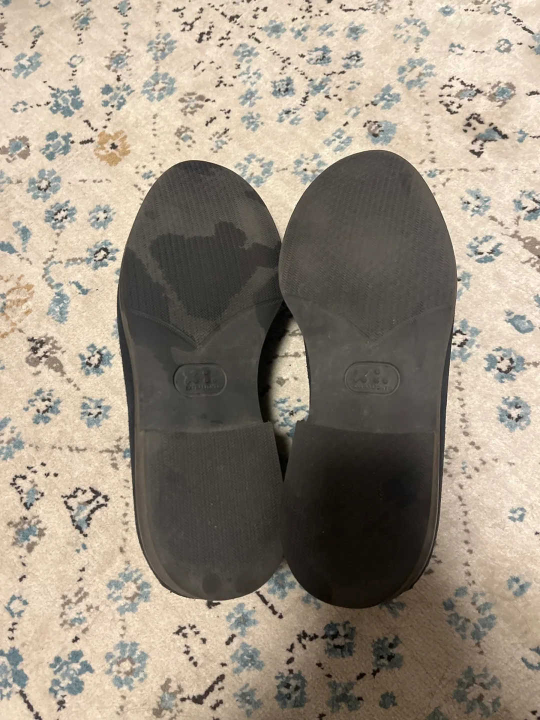 Massimo Dutti Suede Loafers, Size 9 image indicator(6)