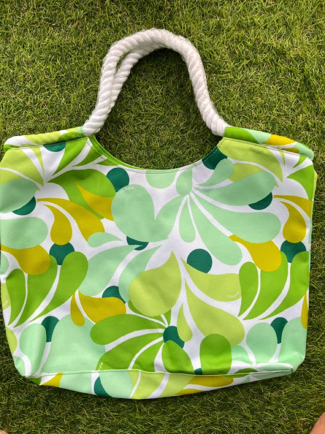 Unique Green Floral Print Tote Bag thumbnail