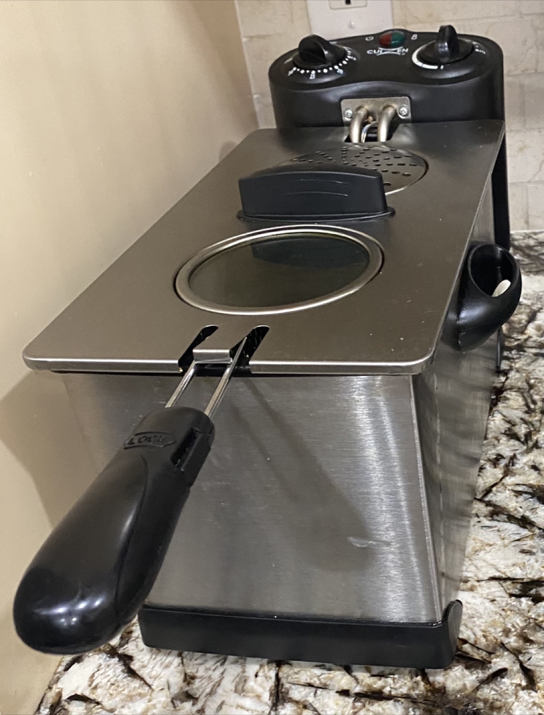 CUIZEN 3.5-Quart Electric Deep Fryer w/Timer