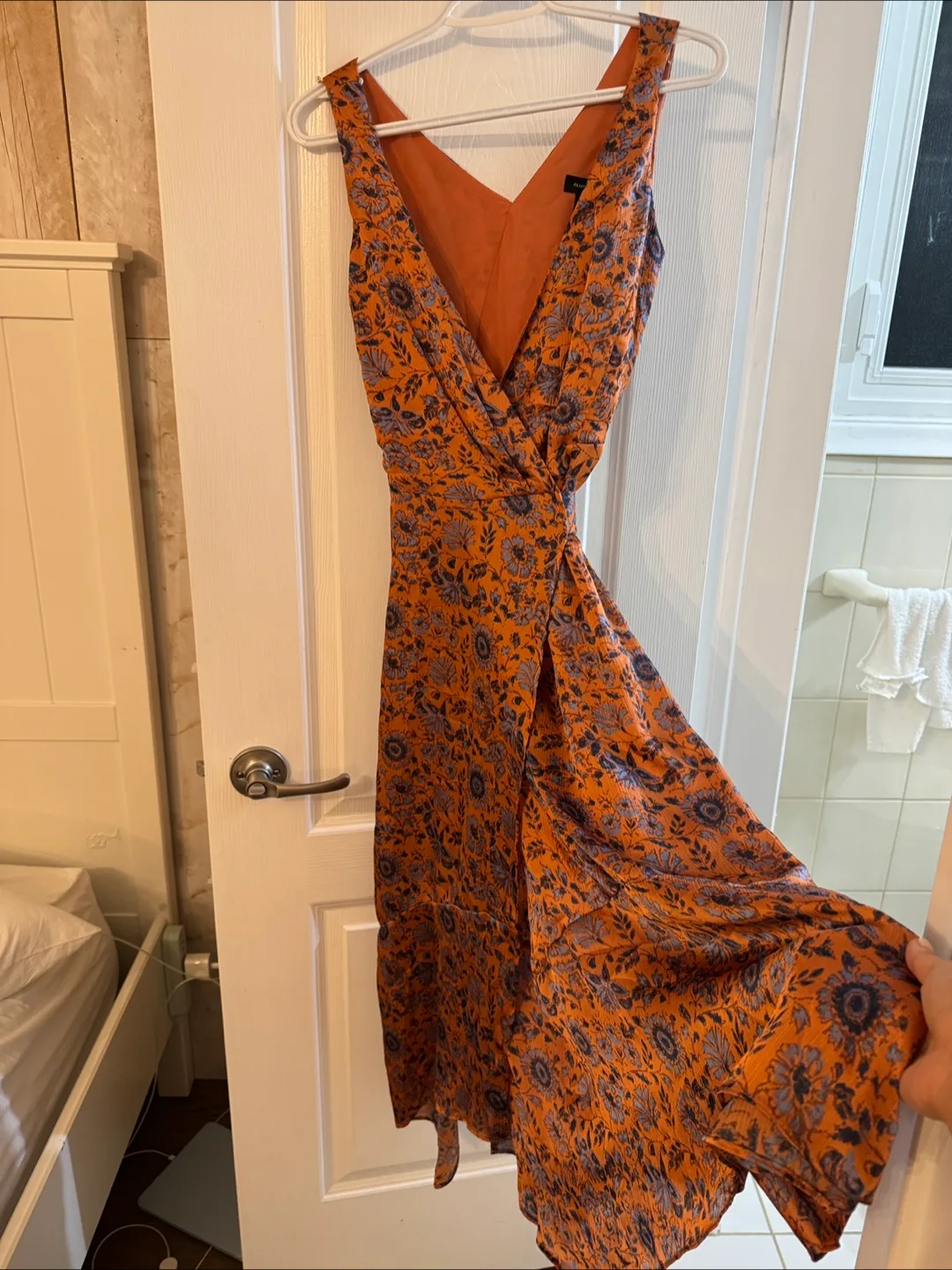 Club Monaco Printed Wrap Dress - Size 2 thumbnail