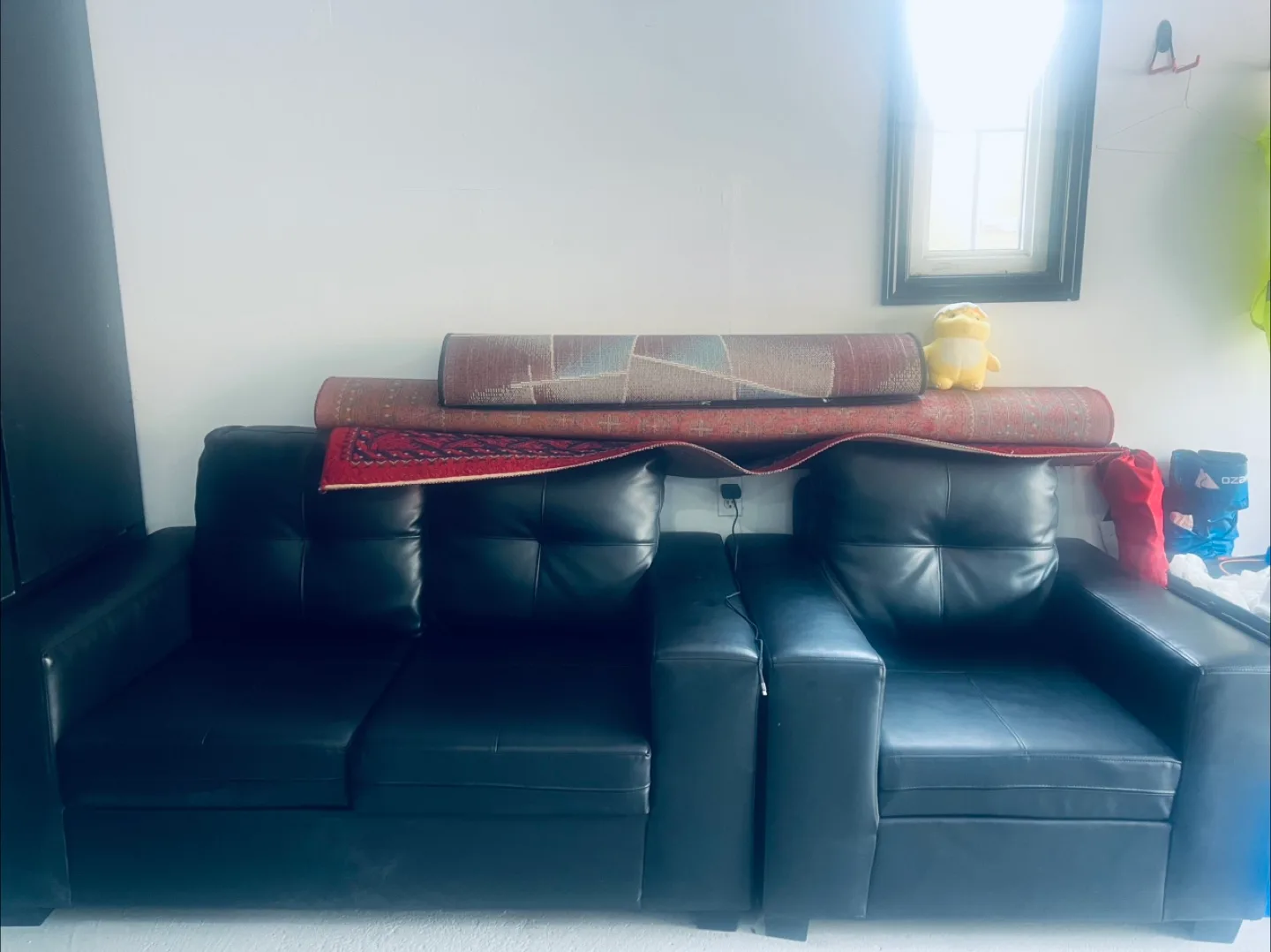 Black Leather Sofa Set thumbnail