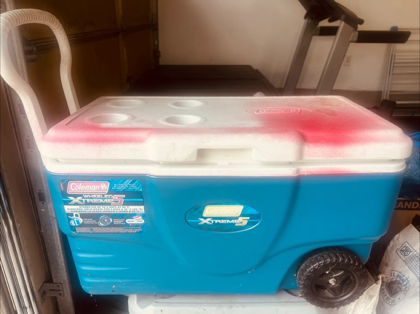 Coleman Wheeled Xtreme 5 Cooler thumbnail