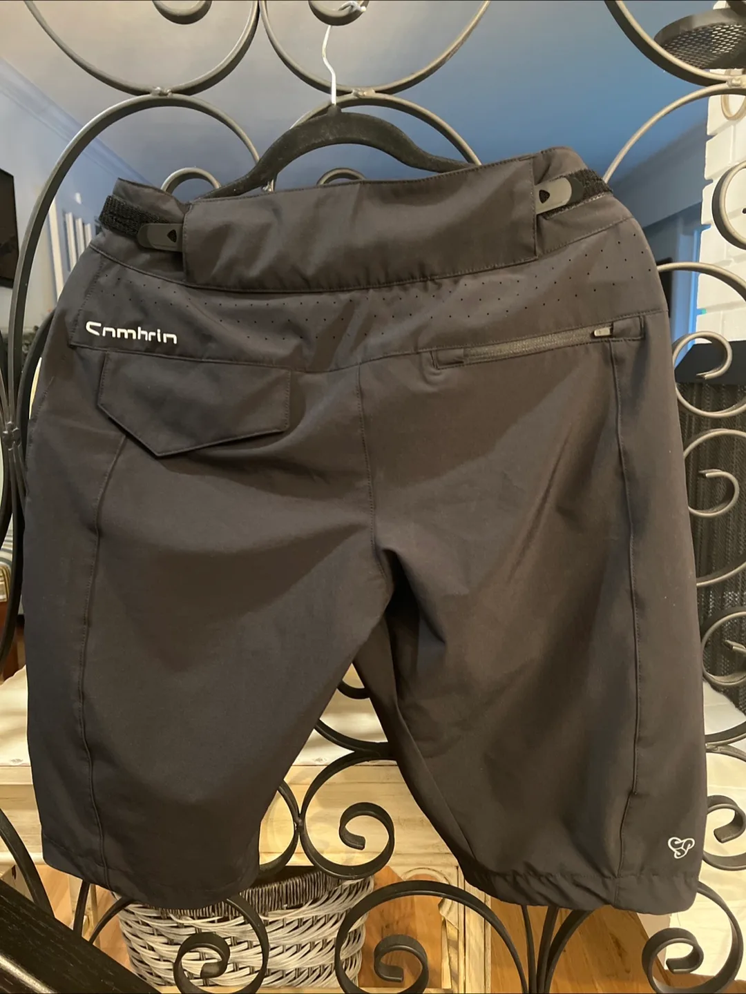 Sombrio women’s Shorts Black image indicator(2)