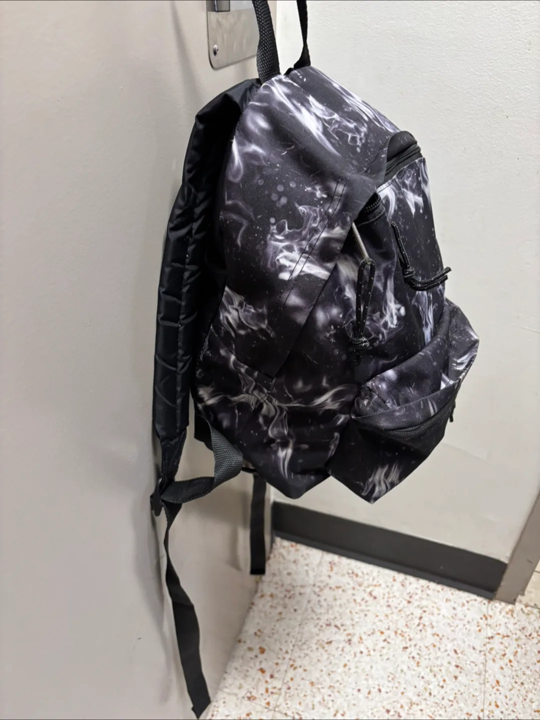 Eastpak Mini Backpack - Black & White image indicator(3)