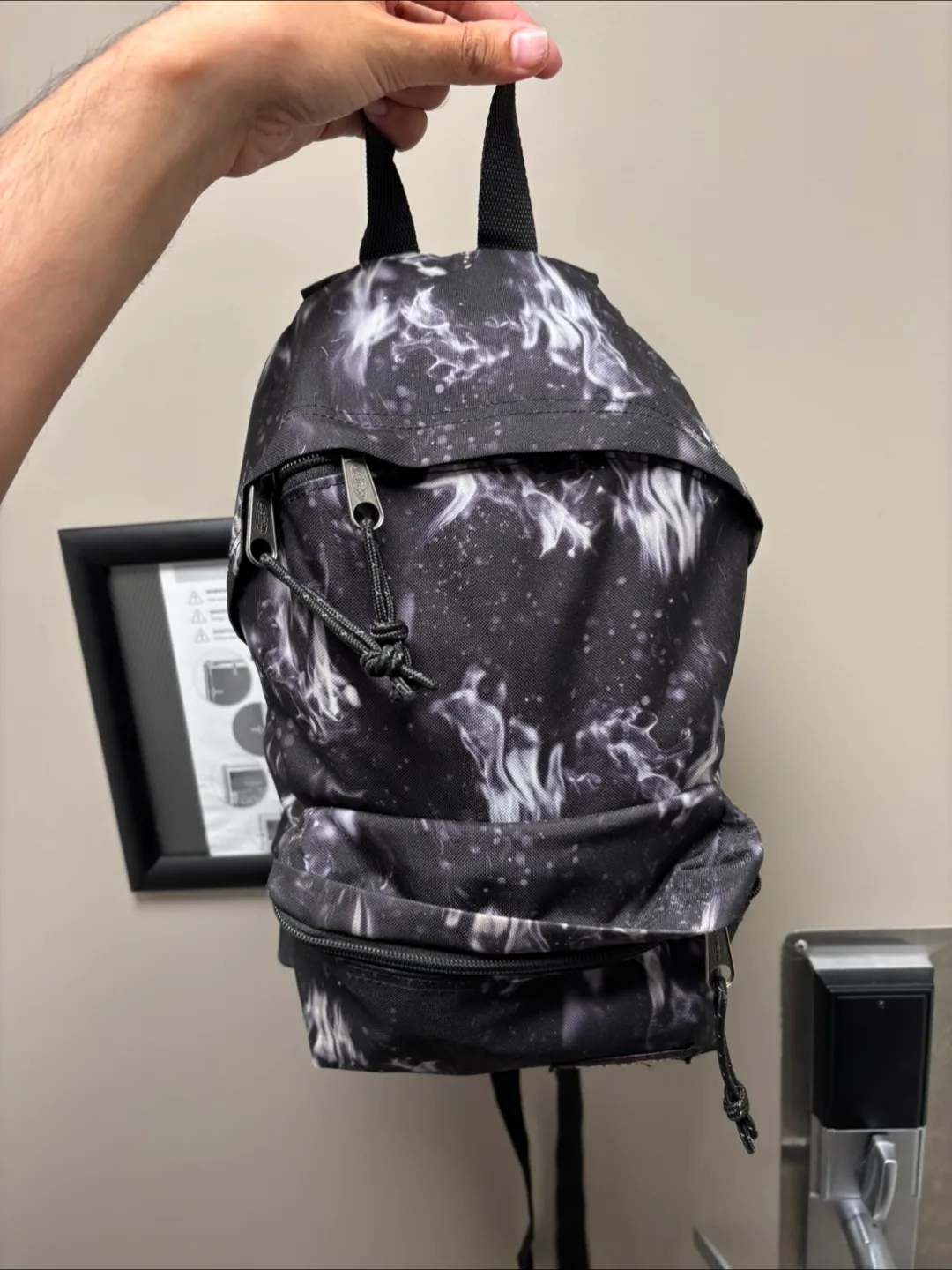 Eastpak Mini Backpack - Black & White image indicator(9)