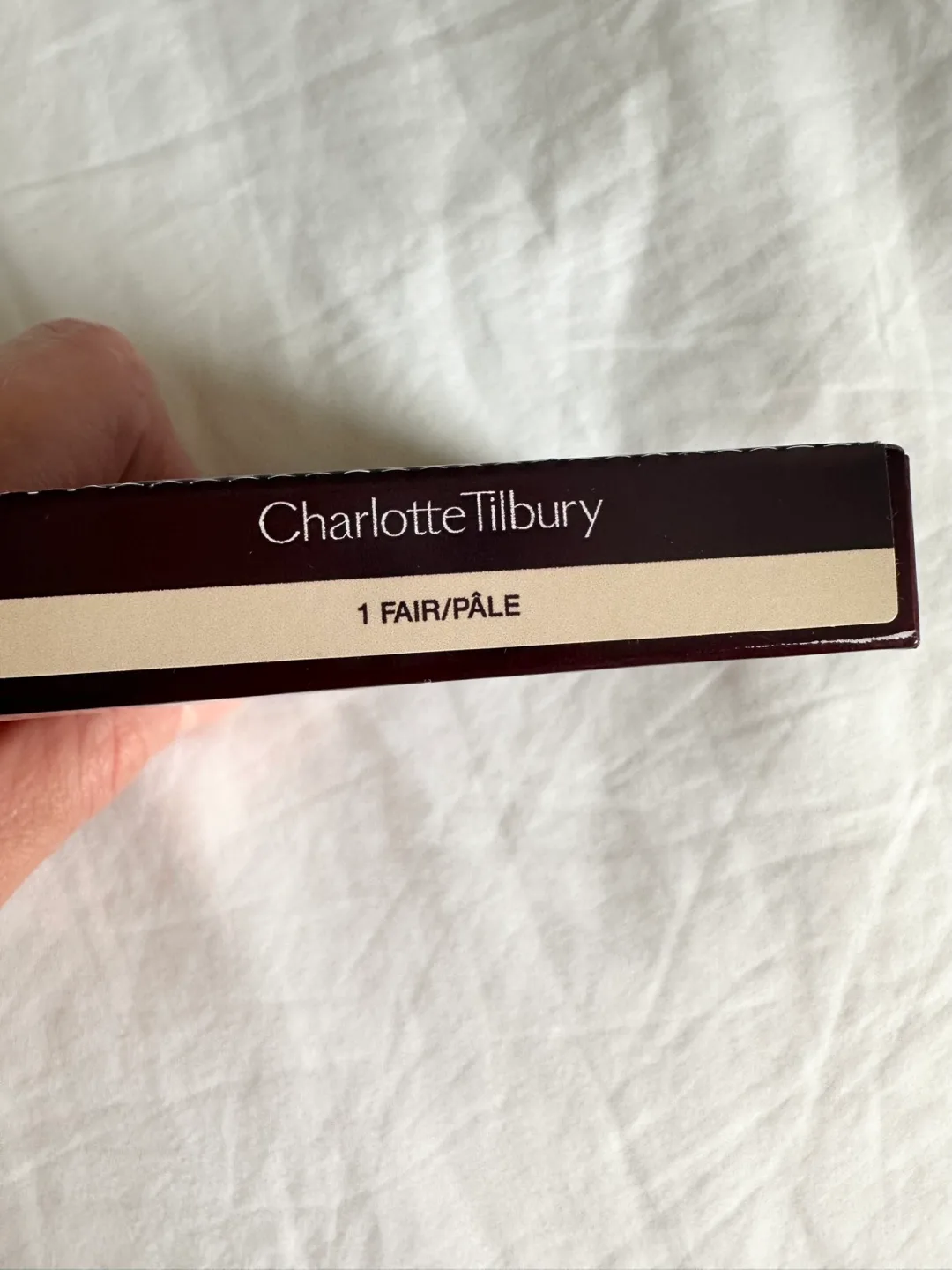 Charlotte Tilbury Airbrush Flawless Finish Powder image indicator(2)