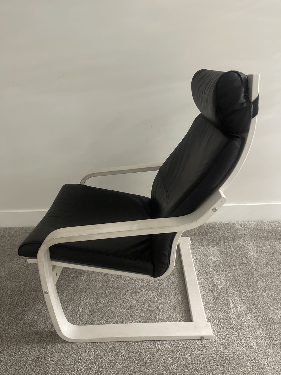 IKEA Poang Chair - Black Leather - photo 3