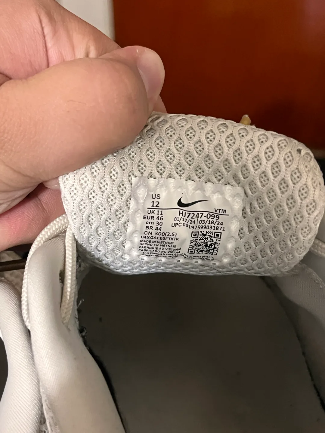 Nike vomero 5 mens with free Adidas Belt Bag image indicator(5)