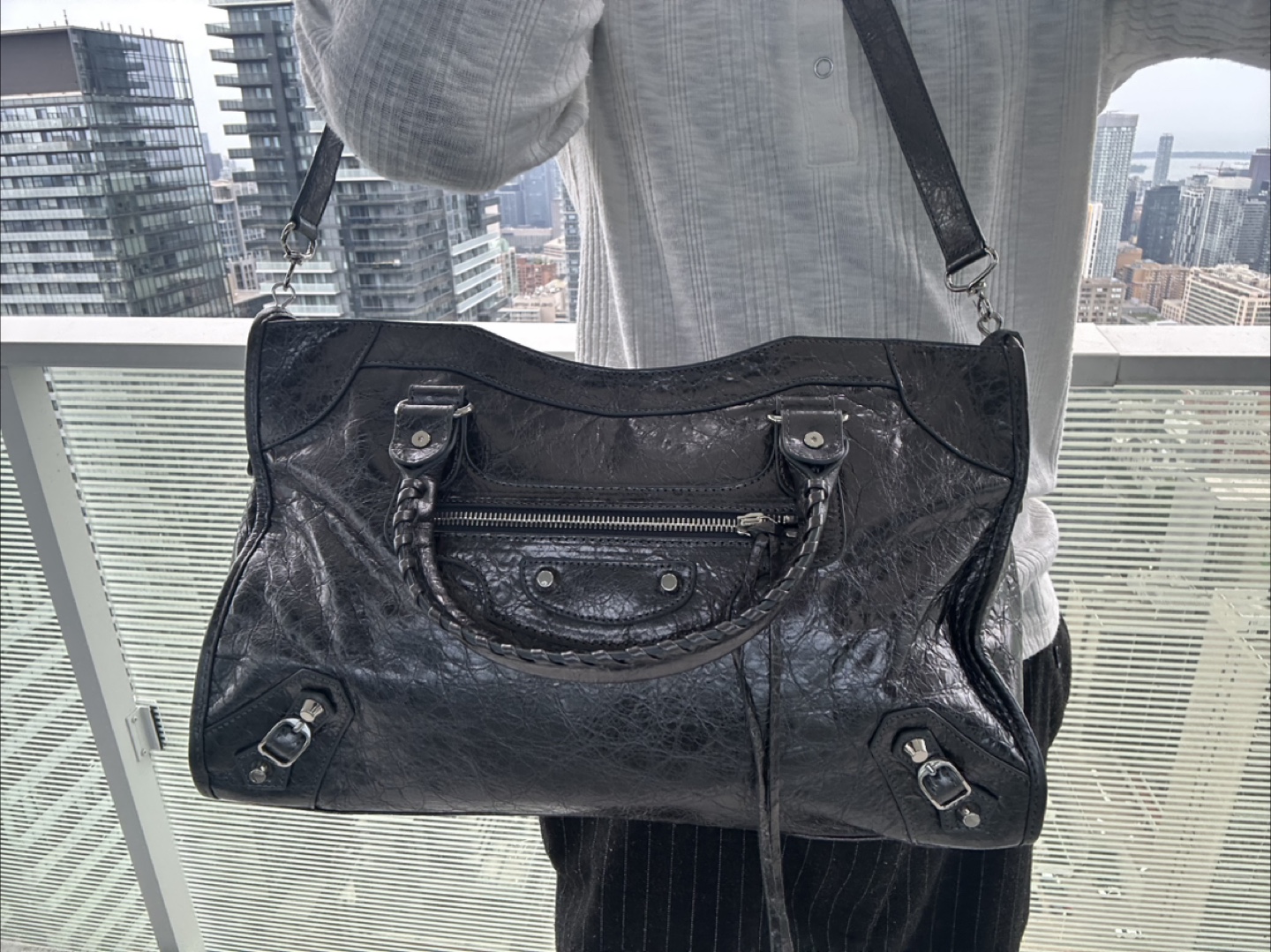 Balenciaga city bag | Karrot