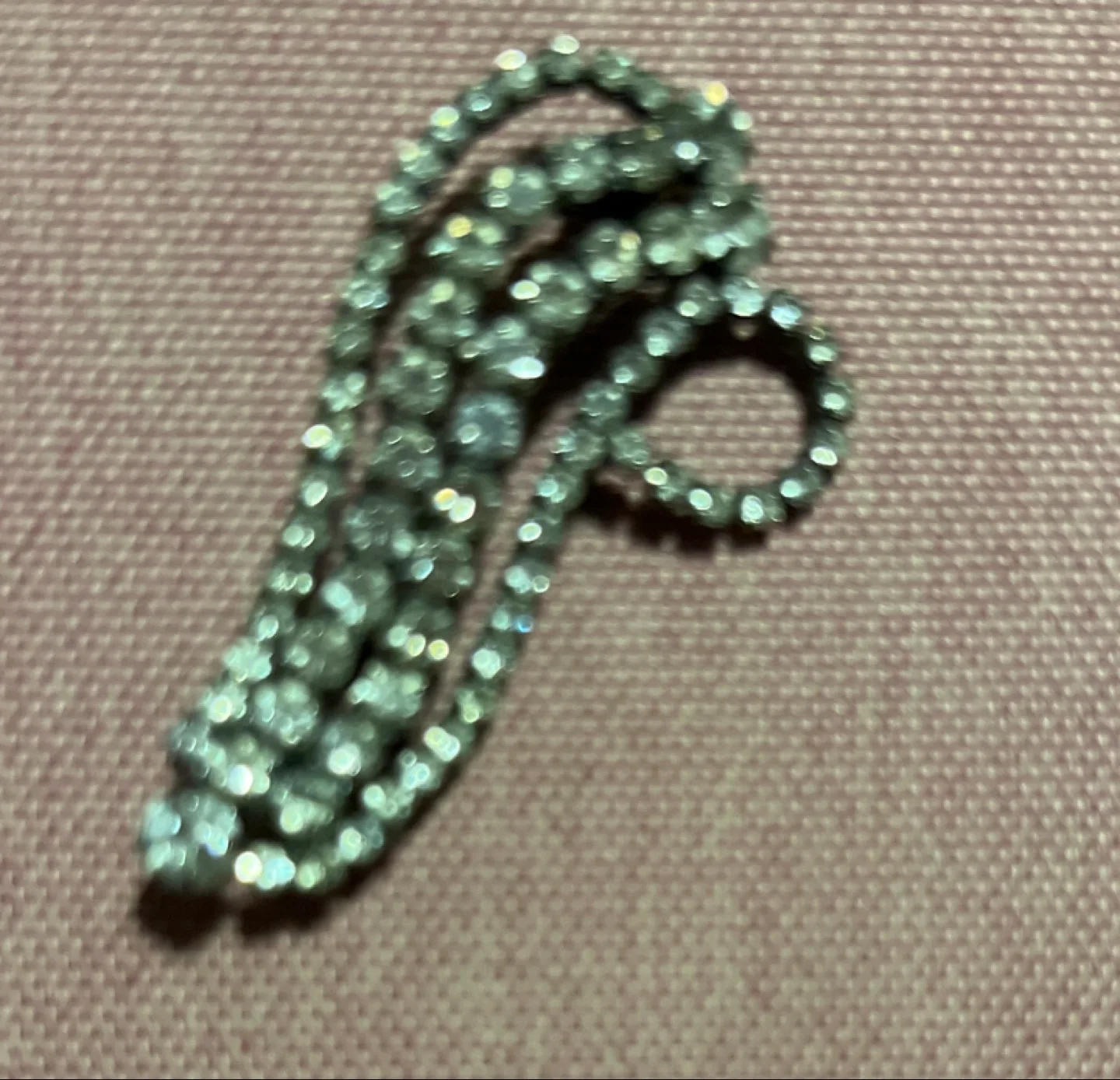 Vintage Rhinestone Brooch image indicator(2)