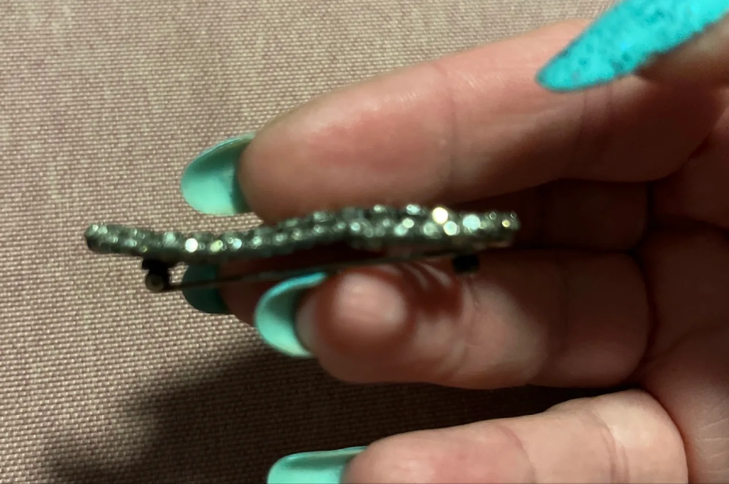 Vintage Rhinestone Brooch image indicator(4)