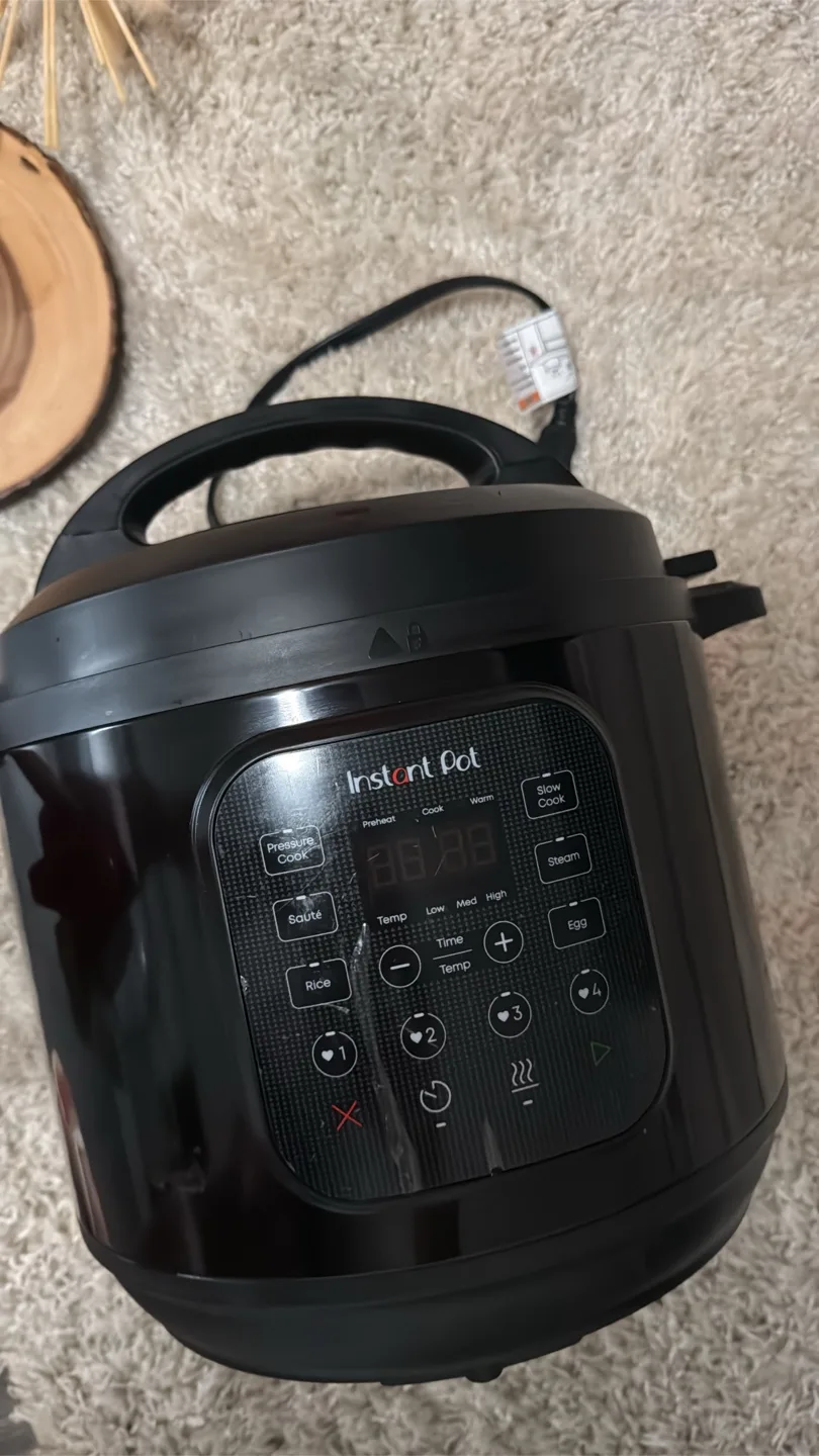 Instant Pot Multi-Cooker thumbnail