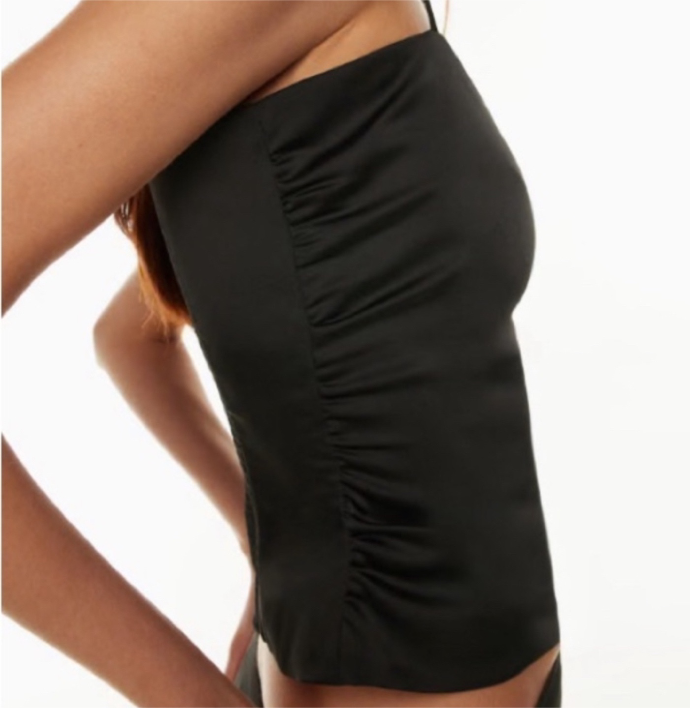 Bisou - Aritzia Sunday Best Tank - Black - photo 2