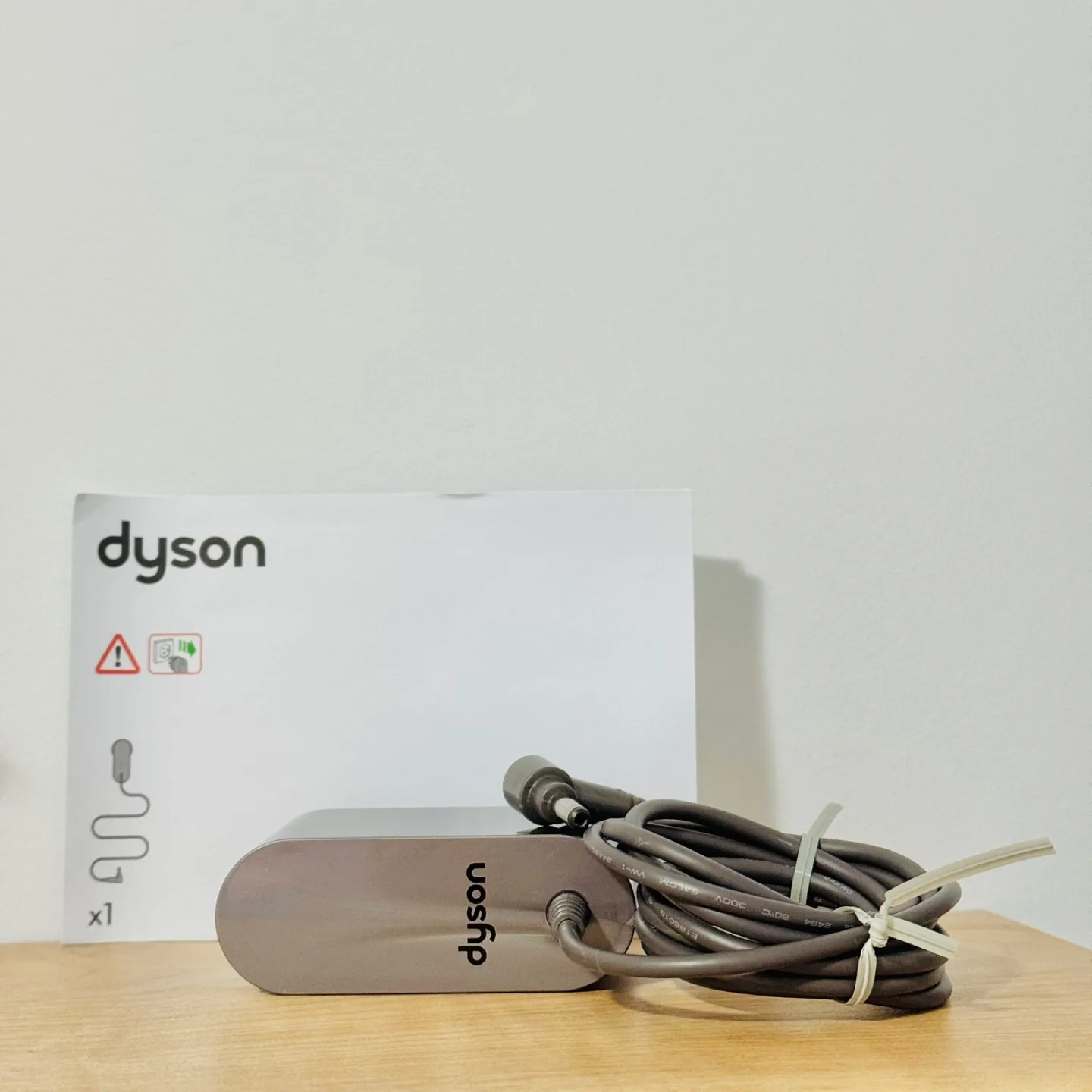 Dyson Charger - V8, v10, v11, v12, v15 🧡 image indicator(3)