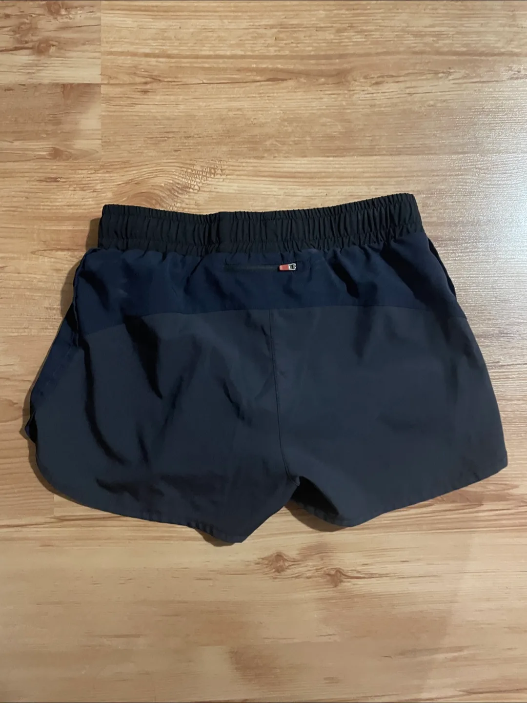 Women shorts -small image indicator(2)