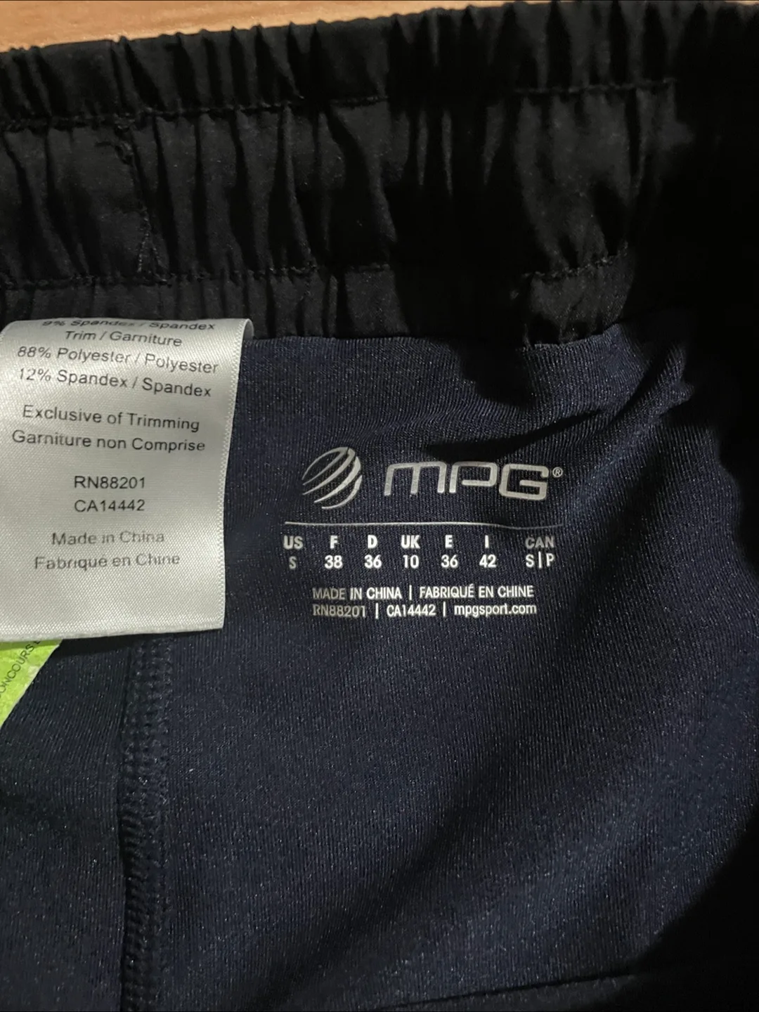 Women shorts -small image indicator(3)