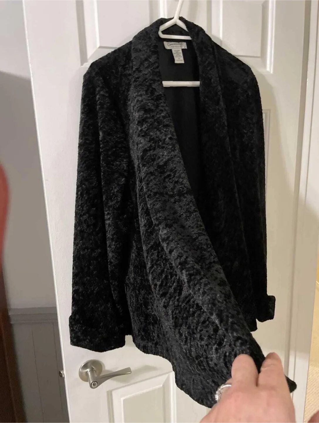 Connected Woman velvet Black formal jacket- Size 3X image indicator(2)