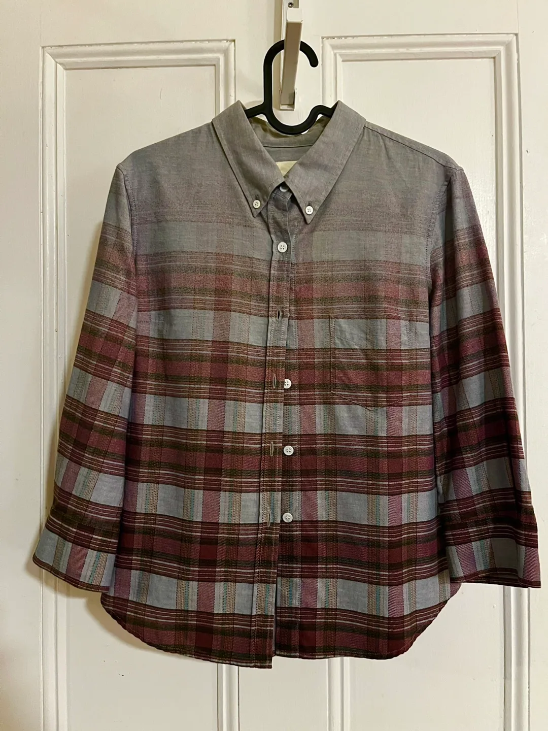 Ombré Plaid Button Down Shirt Women’s 4 thumbnail
