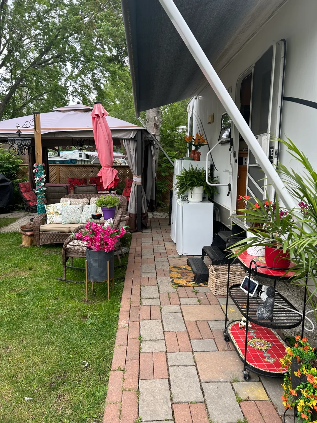 31 ft trailer for sale in Wasaga Beach image indicator(9)