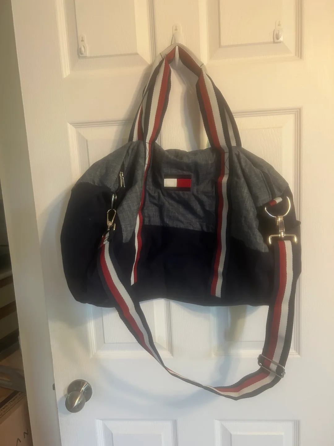 Tommy Hilfiger Duffle Bag thumbnail
