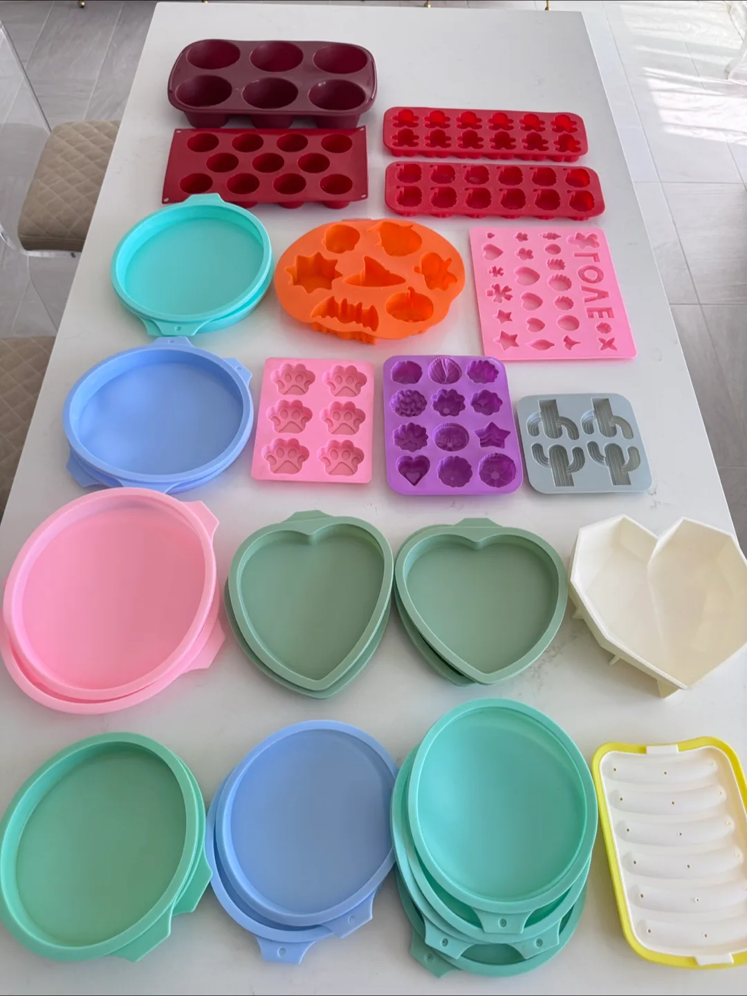 Silicone Baking Molds - Various Shapes & Sizes thumbnail