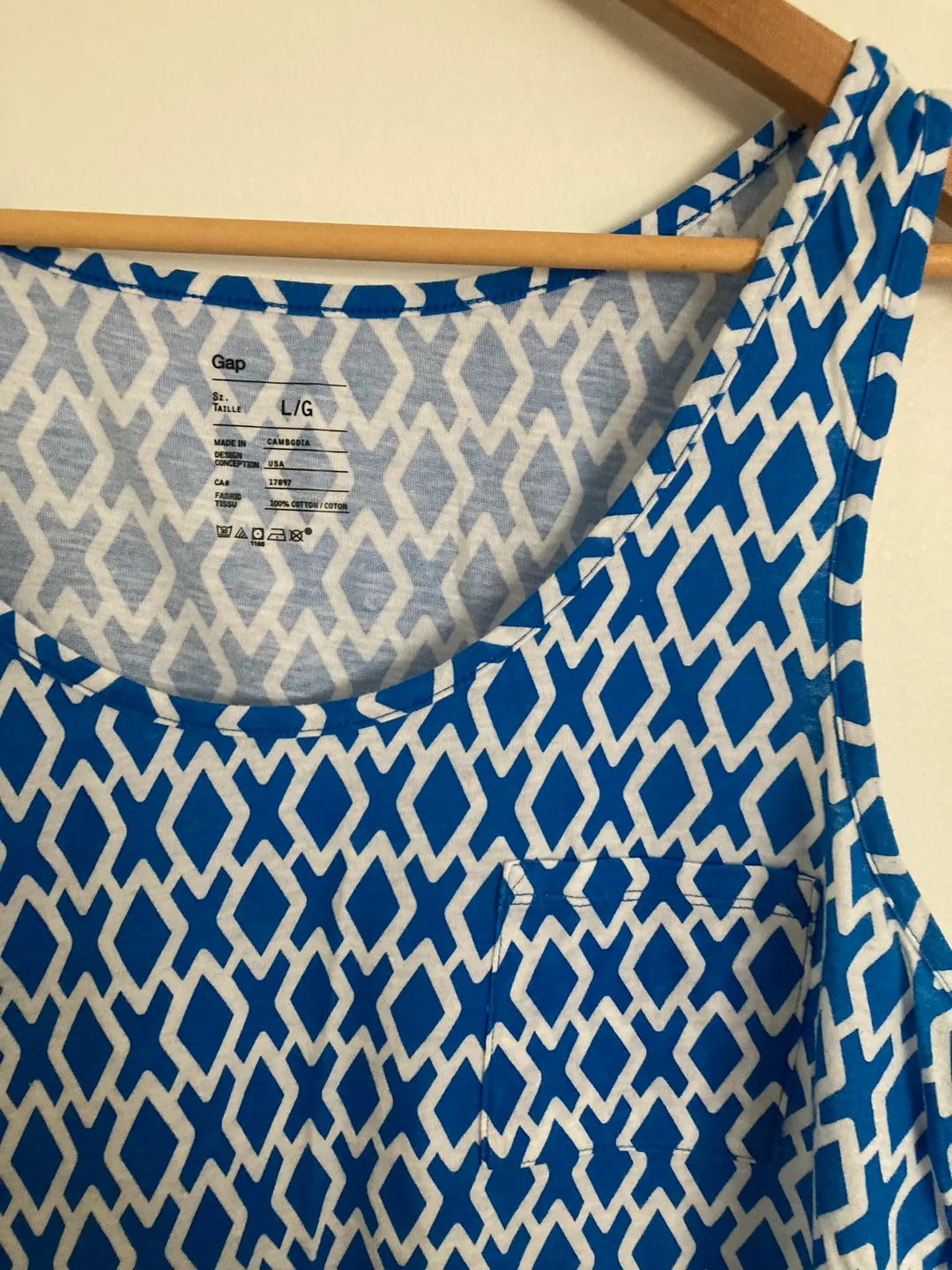 EUC GAP Cotton Tank image indicator(2)