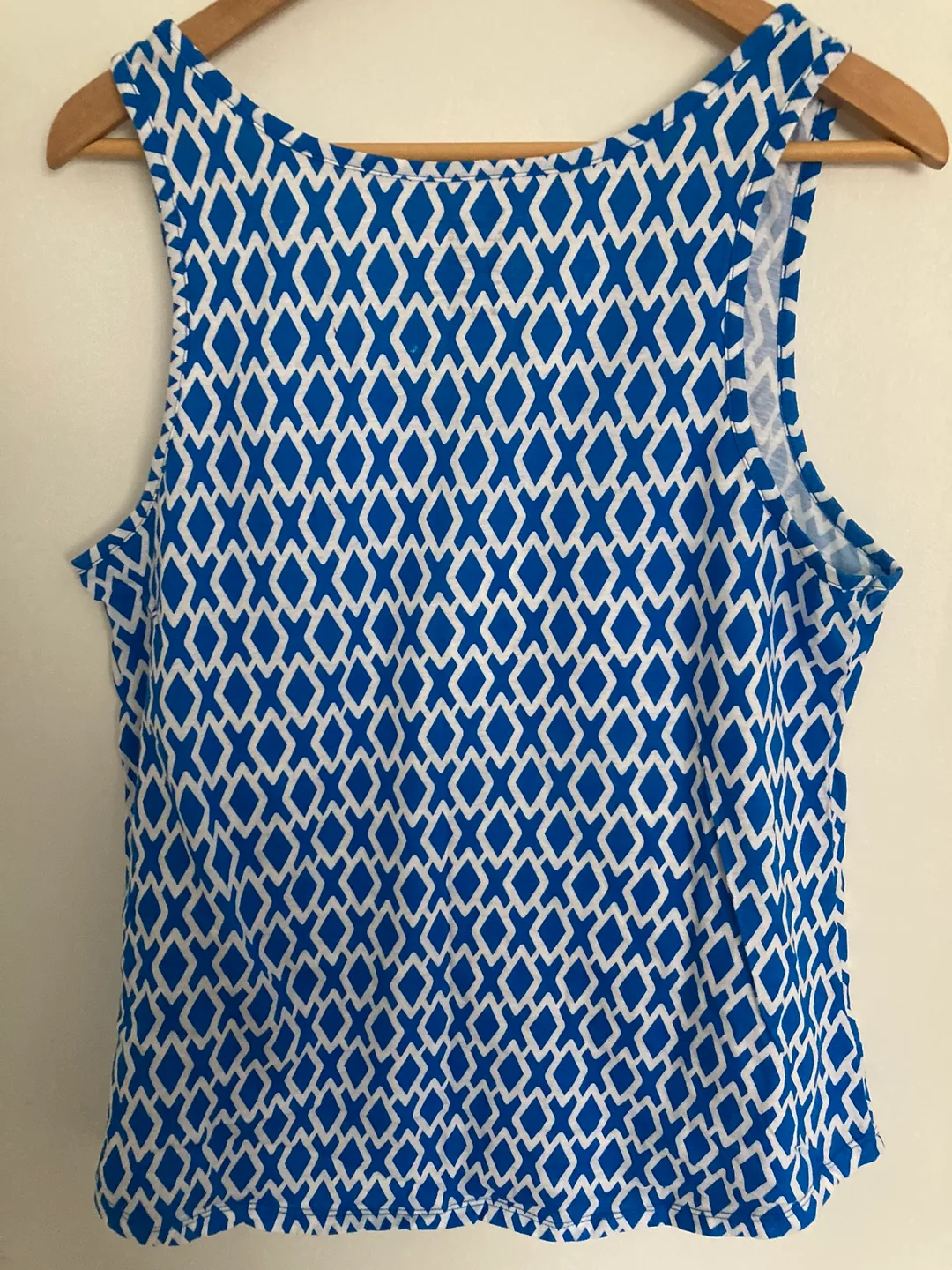 EUC GAP Cotton Tank image indicator(3)