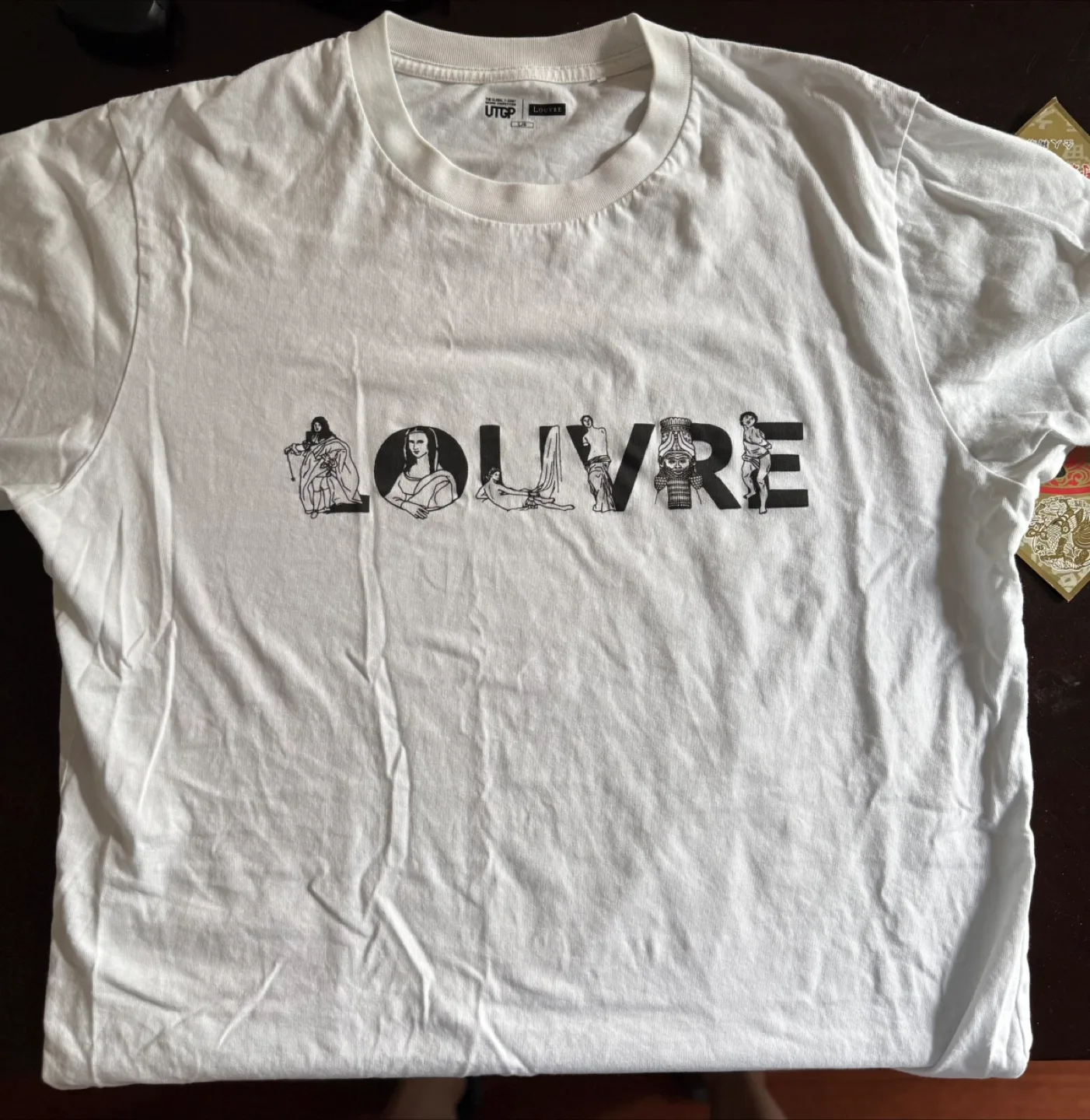 Uniqlo UTGP Louvre Graphic Tee - Size L thumbnail