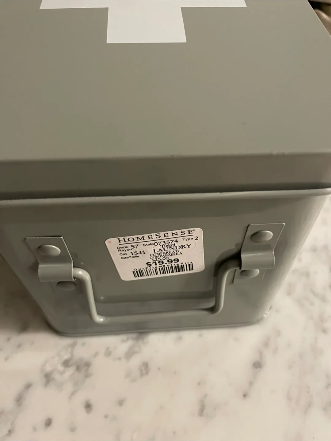 First Aid/supplies tin box image indicator(6)