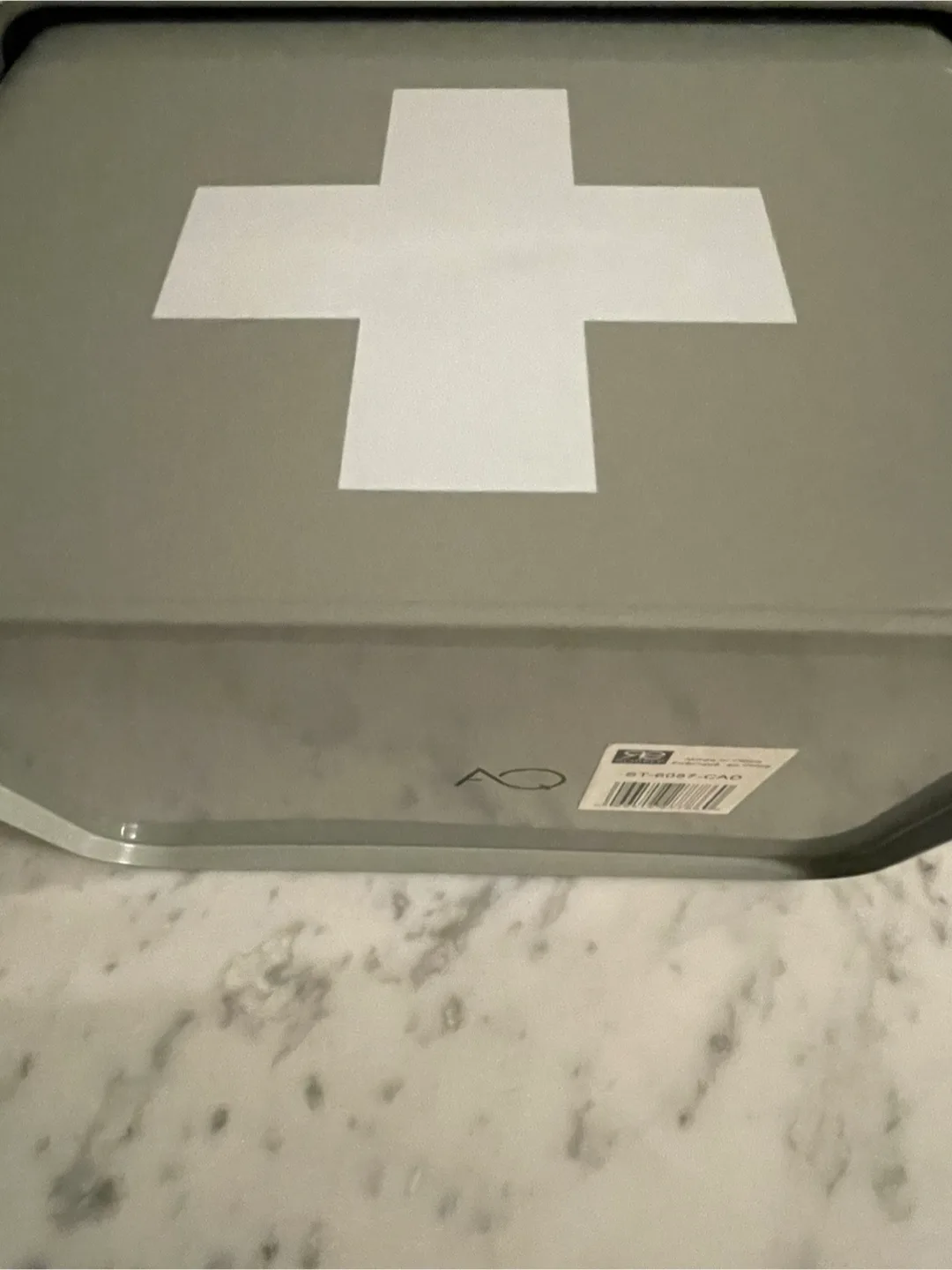 First Aid/supplies tin box image indicator(7)