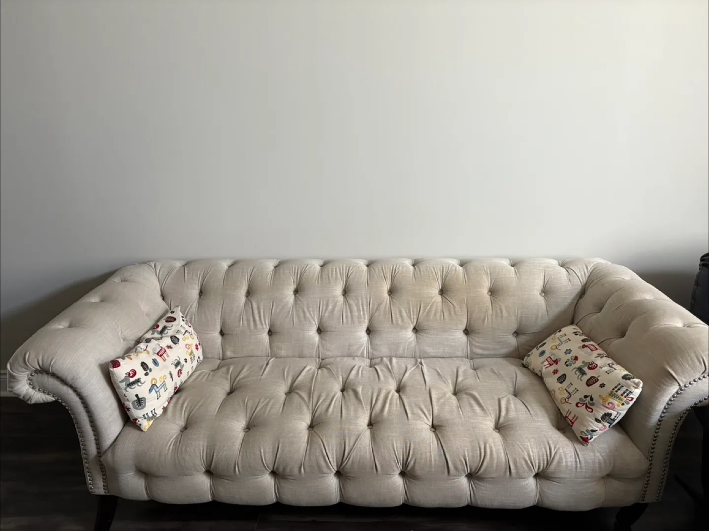 Tufted Sofa Couch image indicator(2)