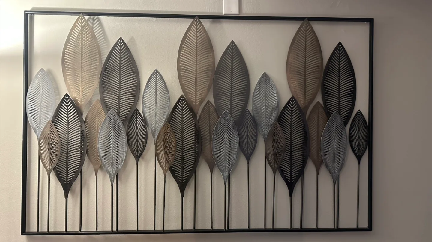 Begonial Metal Leaf Wall Art Decor thumbnail