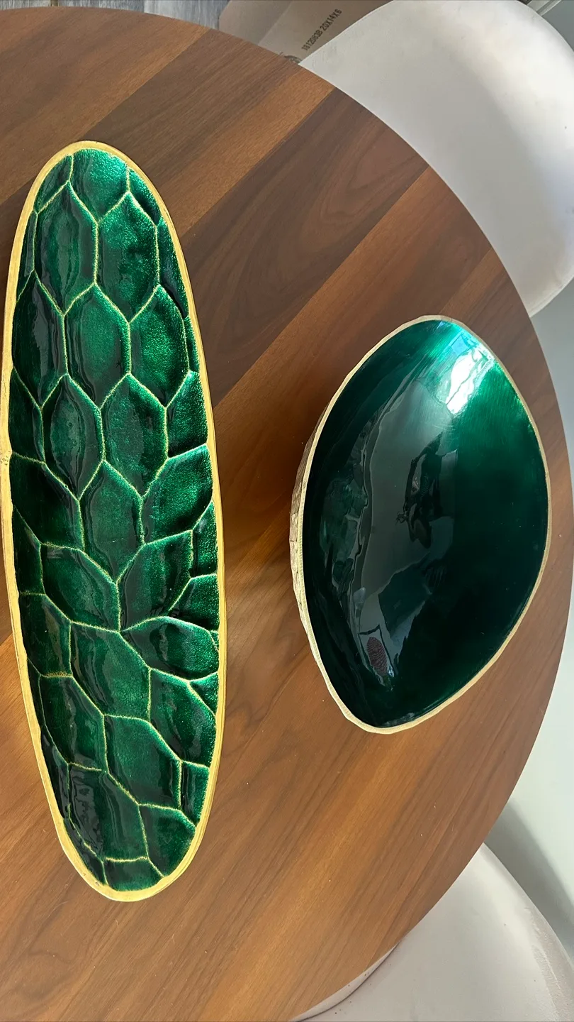 Decorative Green & Gold table decor Leaf