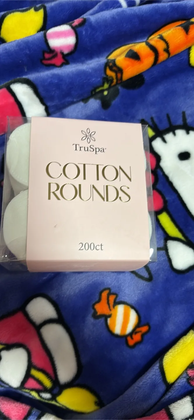 TruSpa Cotton Rounds - 200 Count thumbnail