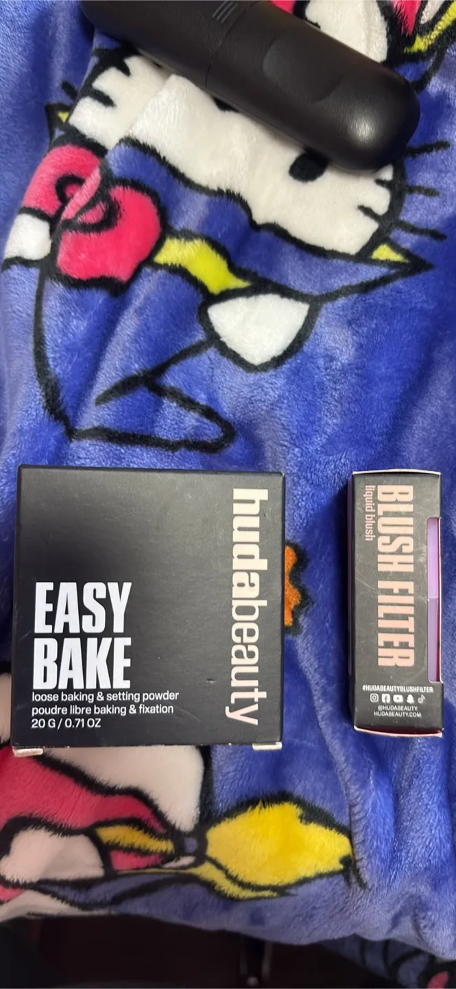 Huda Beauty Easy Bake & Blush Filter Set thumbnail