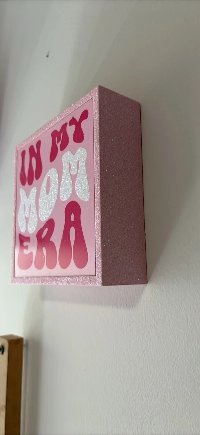 In My Mom Era Pink Glitter Sign image indicator(2)