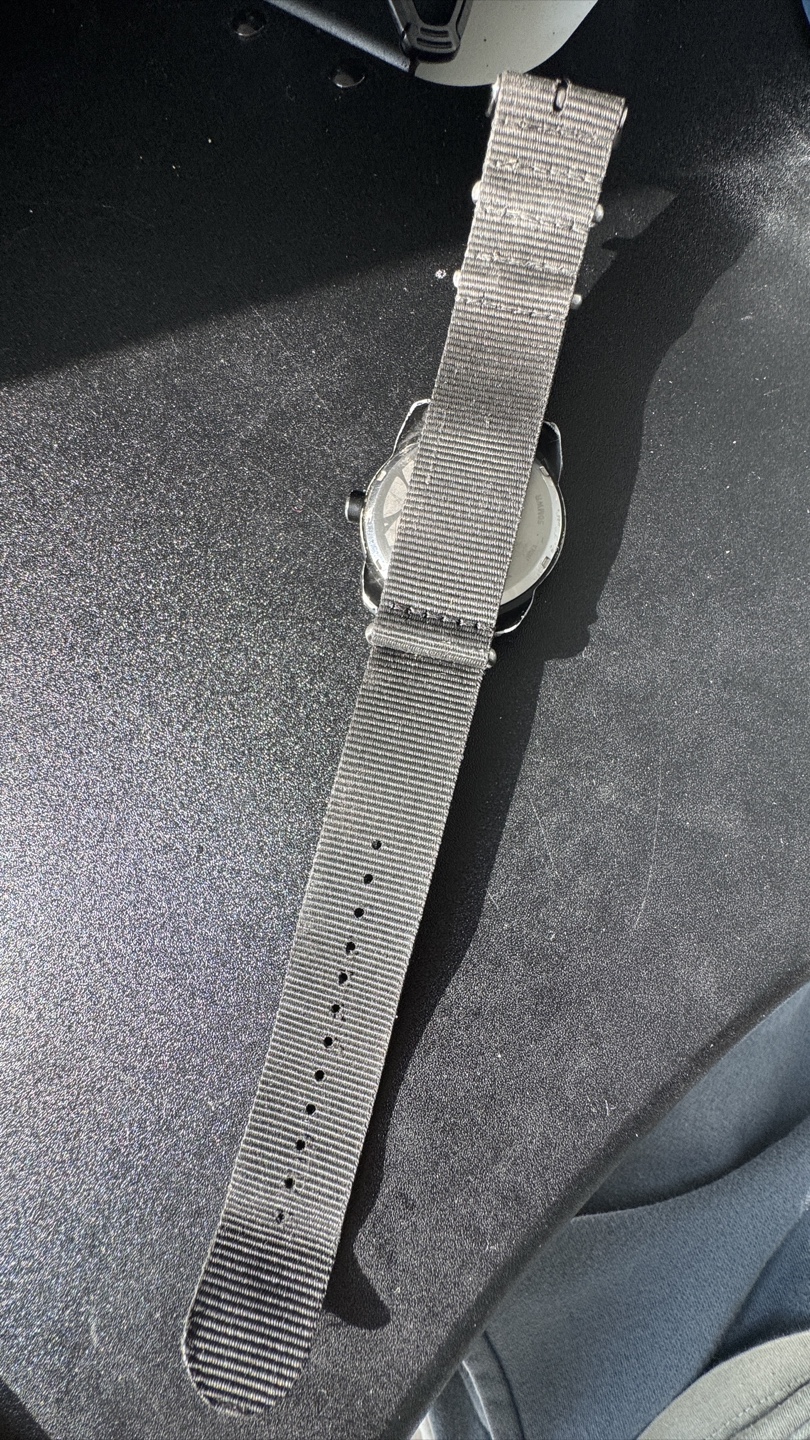 Sportsy Watch with Blue Face - Fastrack - ‼️Sale - photo 3