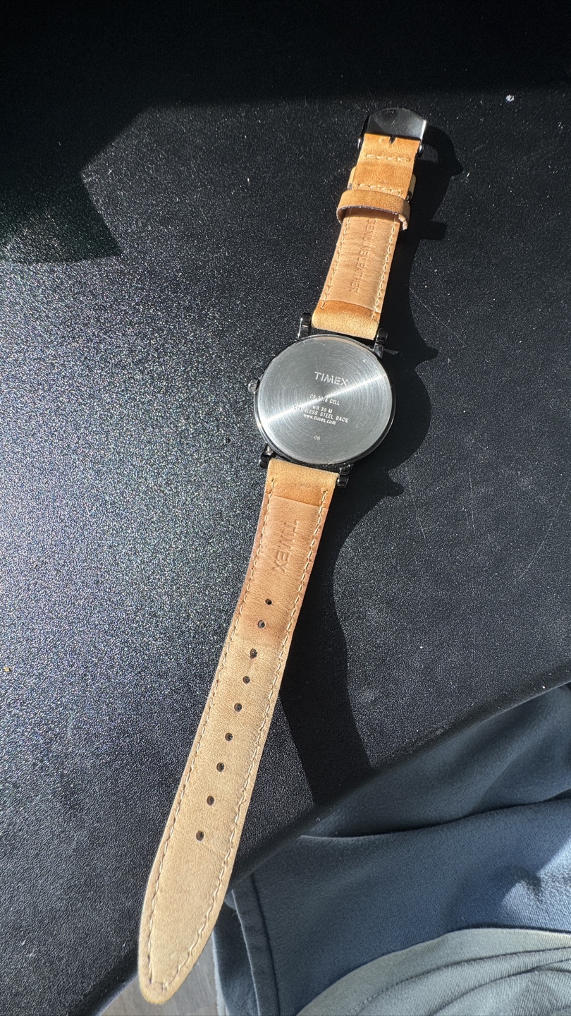 Timex Watch with Leather Strap - ‼️sale - photo 3