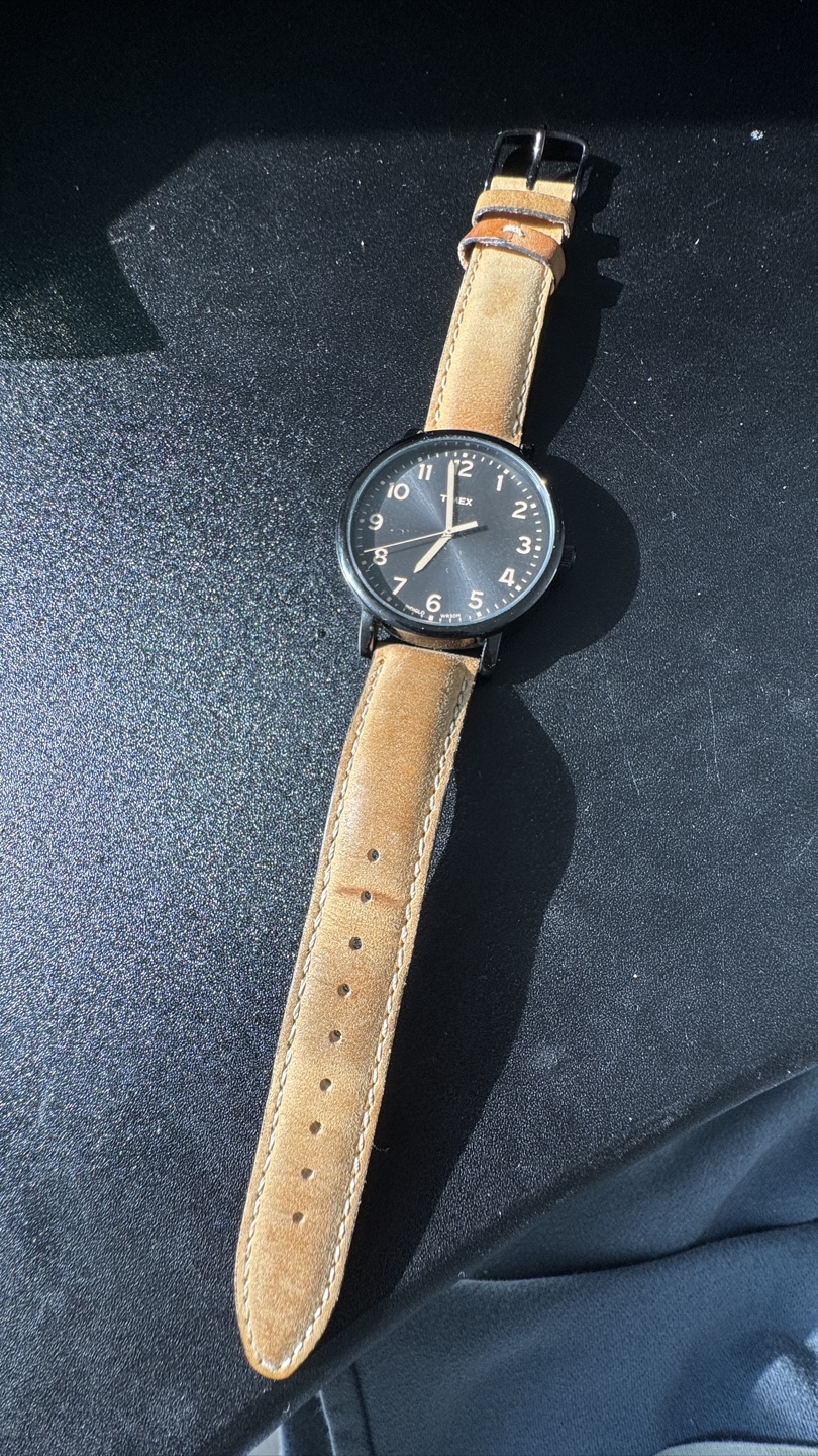 Timex Watch with Leather Strap - ‼️sale - photo 2