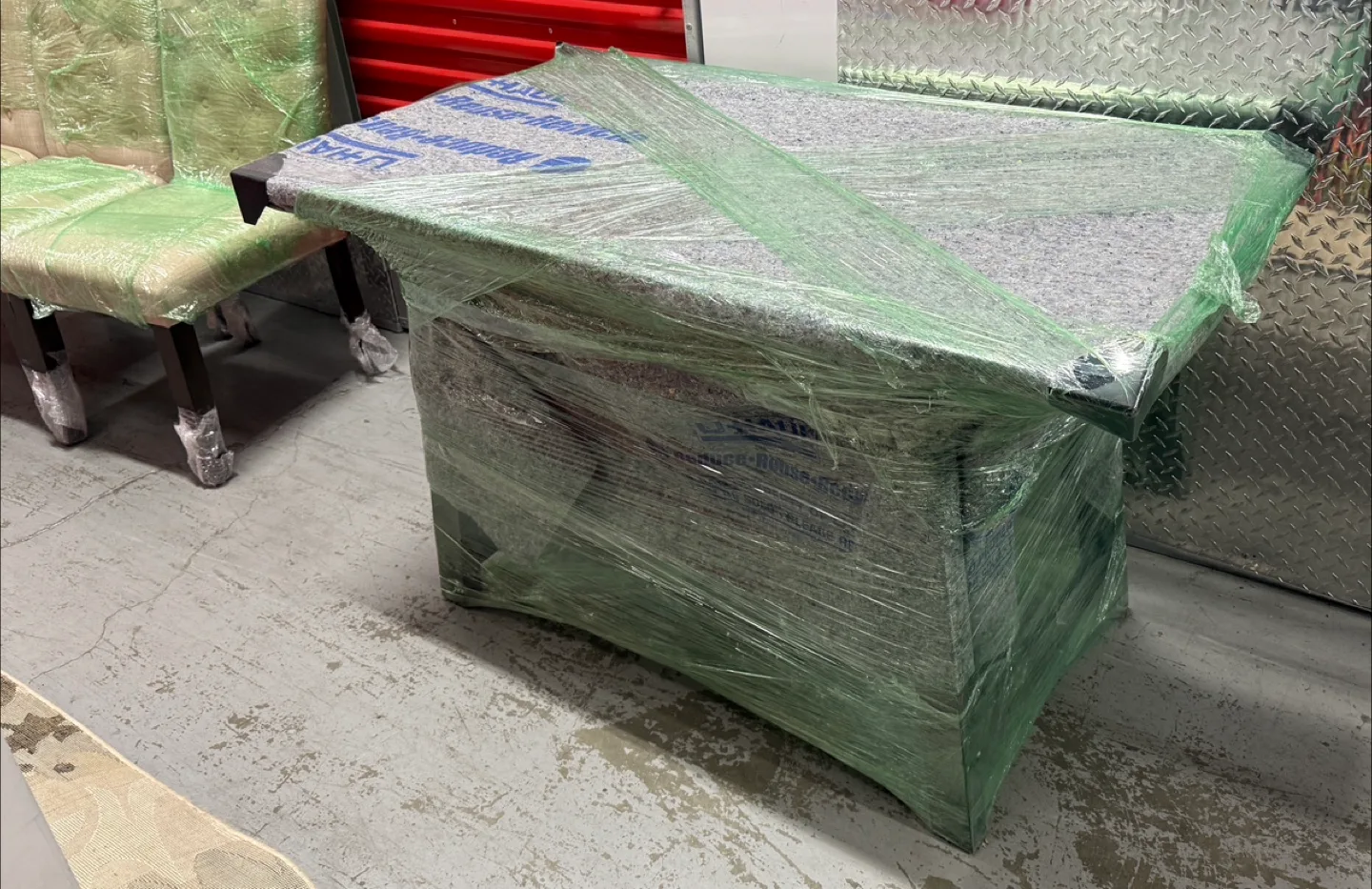 Dinning Table W/ Bench & 4 Upholstered Hand Tufted Chairs image indicator(7)