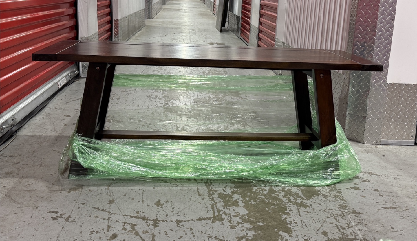 Dinning Table W/ Bench & 4 Upholstered Hand Tufted Chairs - photo 5