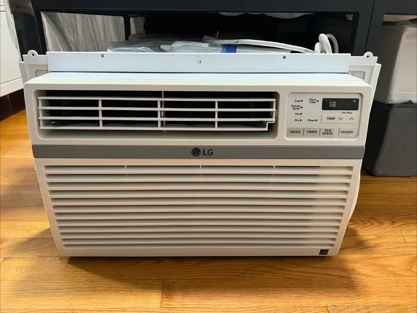 8000 BTU Quiet LG Window Air Conditioner with Mounting Bracket thumbnail
