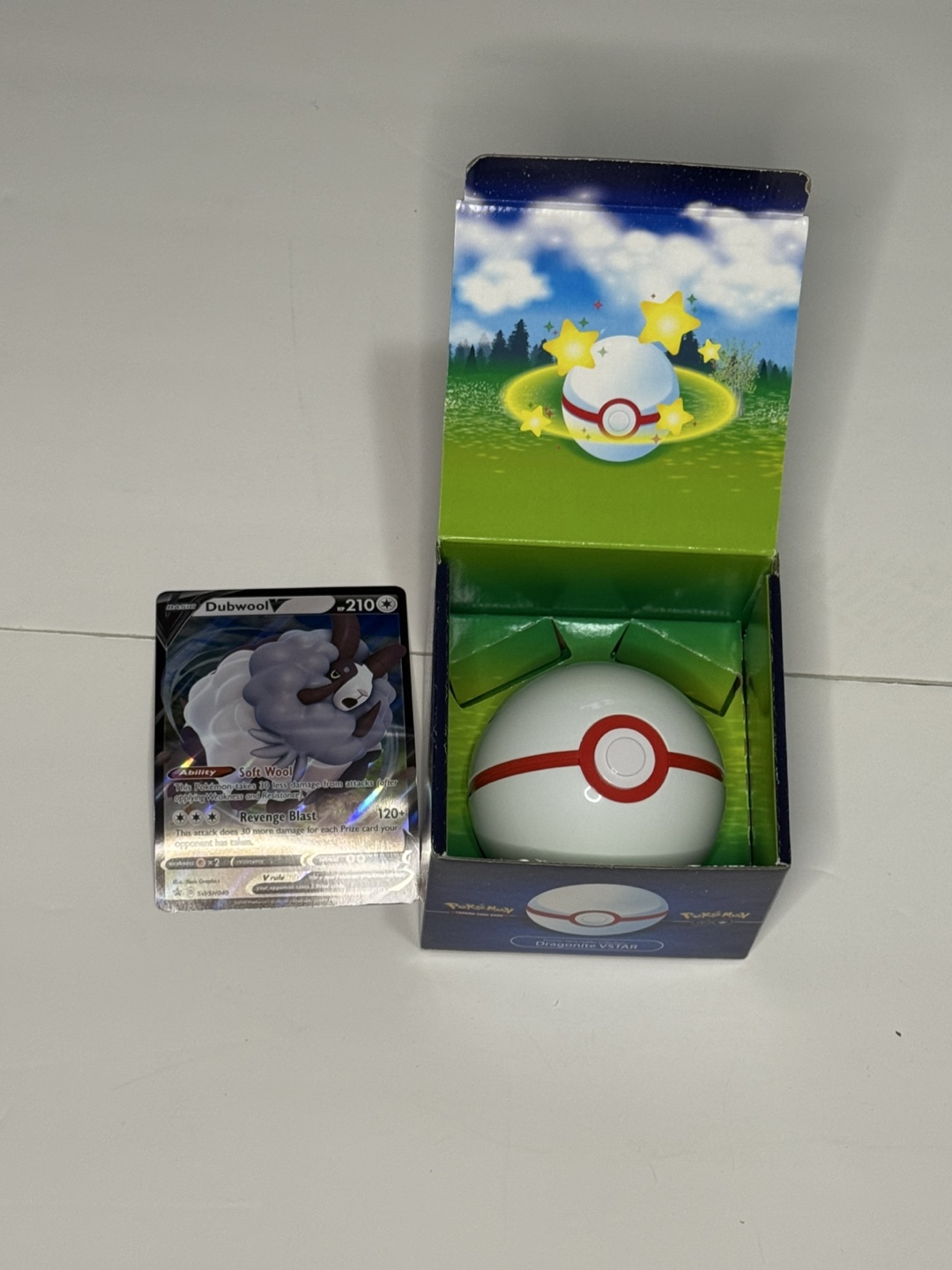 Pokemon TCG Dragonite VSTAR Premium Deck Holder Collection - photo 3