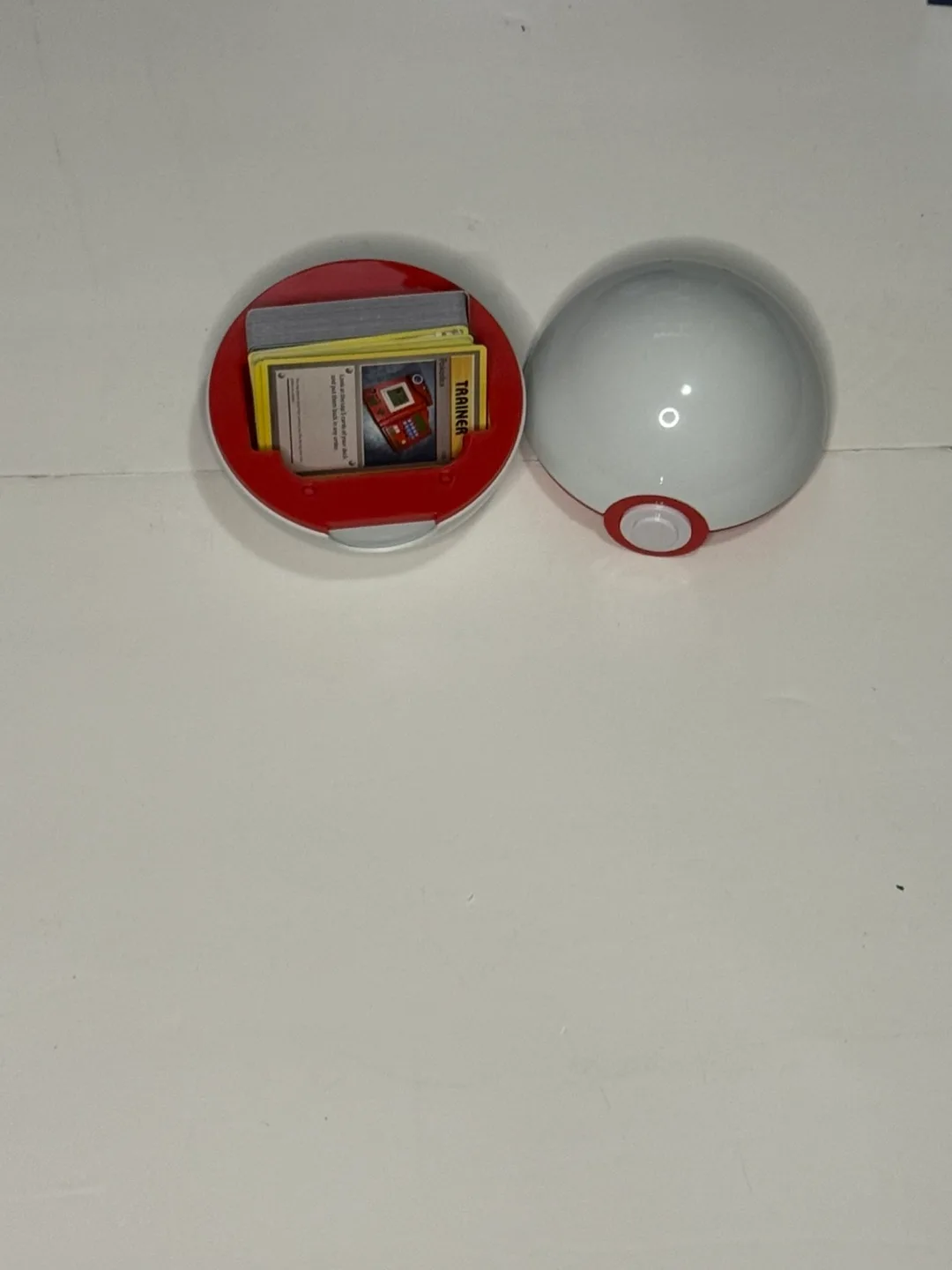 Pokemon TCG Dragonite VSTAR Premium Deck Holder Collection image indicator(4)