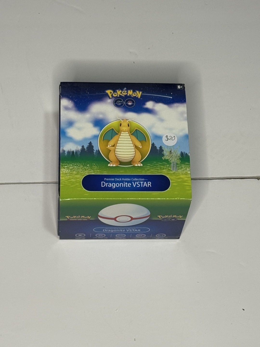 Pokemon TCG Dragonite VSTAR Premium Deck Holder Collection