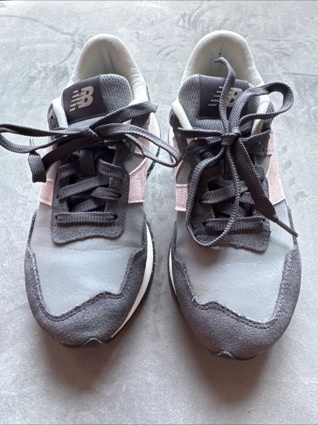 New Balance 237 Grey/Pink Sneakers image indicator(2)