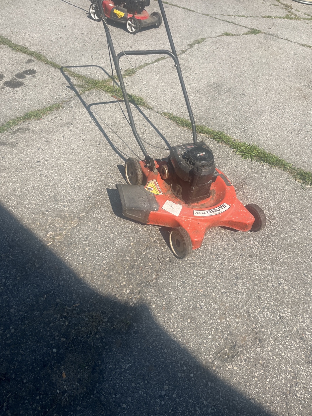 Noma Brute Lawn Mower