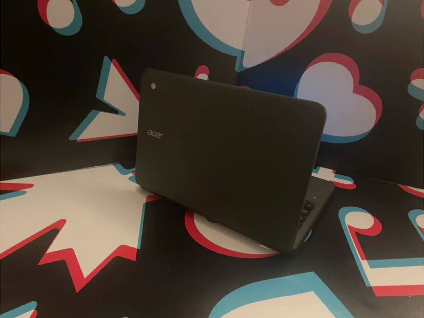 Acer Chromebook - Includes Charger thumbnail