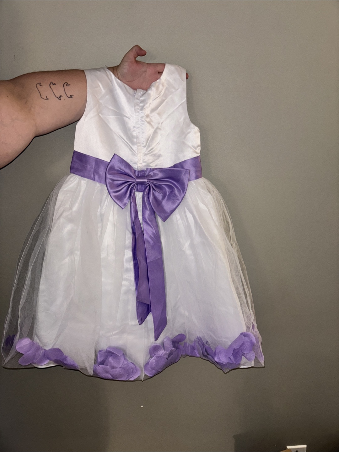 Girls Flower Girl Dress - Size 10 - Lavender