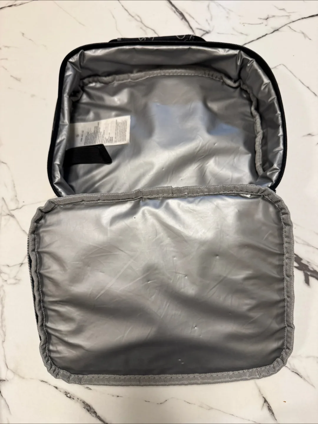 Converse Lunch Tote image indicator(2)